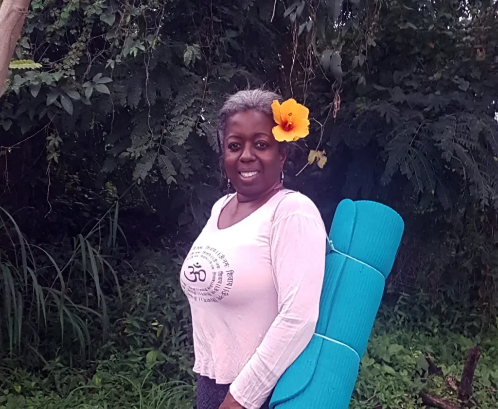 wellness-bnb-ruth-with-yoga-mat-with-flower